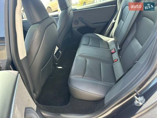 Сірий Тесла Модель 3, об'ємом двигуна 0 л та пробігом 11 тис. км за 26500 $, фото 11 на Automoto.ua