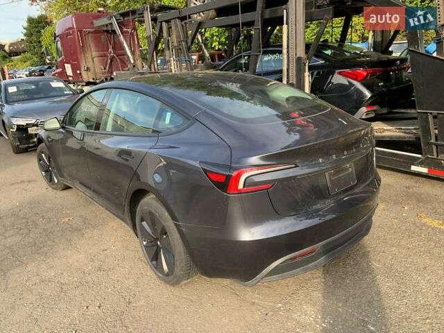 Серый Тесла Модель 3, объемом двигателя 0 л и пробегом 20 тыс. км за 24000 $, фото 7 на Automoto.ua