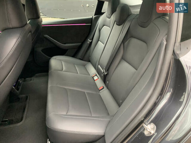 Серый Тесла Модель 3, объемом двигателя 0 л и пробегом 22 тыс. км за 32500 $, фото 23 на Automoto.ua