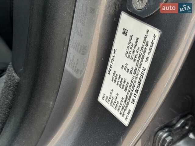 Серый Тесла Модель 3, объемом двигателя 0 л и пробегом 11 тыс. км за 31499 $, фото 24 на Automoto.ua