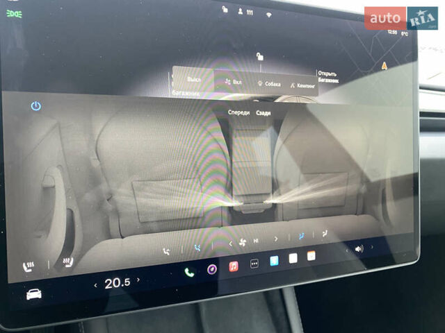 Серый Тесла Модель 3, объемом двигателя 0 л и пробегом 25 тыс. км за 30800 $, фото 18 на Automoto.ua