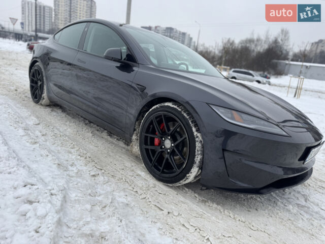 Сірий Тесла Модель 3, об'ємом двигуна 0 л та пробігом 31 тис. км за 31000 $, фото 5 на Automoto.ua