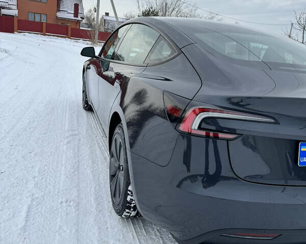 Серый Тесла Модель 3, объемом двигателя 0 л и пробегом 2 тыс. км за 28950 $, фото 6 на Automoto.ua