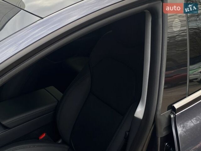 Сірий Тесла Модель 3, об'ємом двигуна 0 л та пробігом 39 тис. км за 30999 $, фото 13 на Automoto.ua