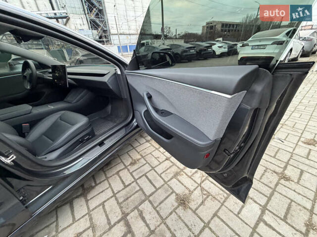 Серый Тесла Модель 3, объемом двигателя 0 л и пробегом 11 тыс. км за 26000 $, фото 21 на Automoto.ua