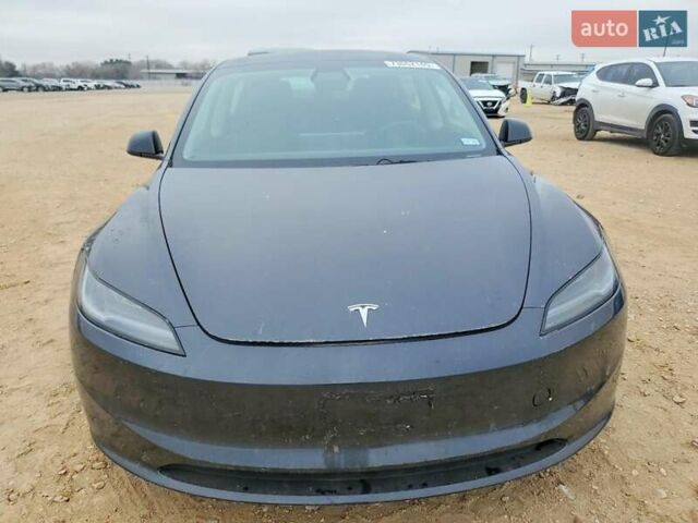 Серый Тесла Модель 3, объемом двигателя 0 л и пробегом 66 тыс. км за 11100 $, фото 4 на Automoto.ua