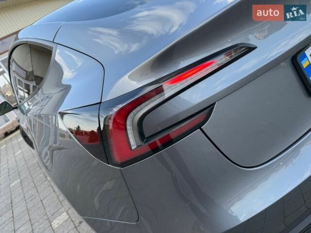 Сірий Тесла Модель 3, об'ємом двигуна 0 л та пробігом 8 тис. км за 25990 $, фото 31 на Automoto.ua