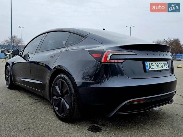 Серый Тесла Модель 3, объемом двигателя 0 л и пробегом 23 тыс. км за 29900 $, фото 6 на Automoto.ua