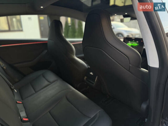 Серый Тесла Модель 3, объемом двигателя 0 л и пробегом 9 тыс. км за 35700 $, фото 11 на Automoto.ua