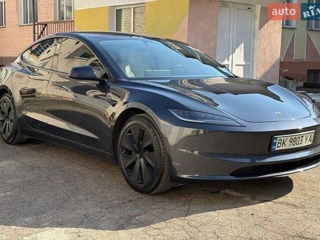 Сірий Тесла Модель 3, об'ємом двигуна 0 л та пробігом 30 тис. км за 23000 $, фото 1 на Automoto.ua