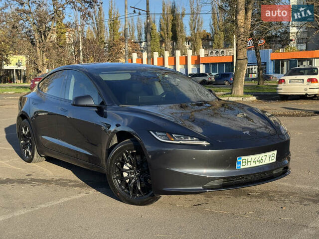 Серый Тесла Модель 3, объемом двигателя 0 л и пробегом 40 тыс. км за 28500 $, фото 3 на Automoto.ua