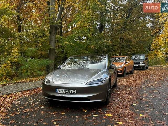 Тесла Модель 3 2024 у Львові на Automoto.ua Сірий Тесла Модель 3, об'ємом двигуна 0 л та пробігом 9 тис. км за 32500 $, фото 11 на Automoto.ua