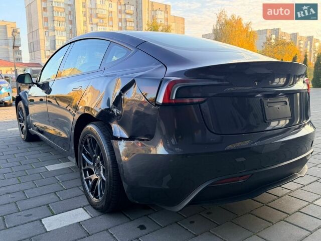 Сірий Тесла Модель 3, об'ємом двигуна 0 л та пробігом 18 тис. км за 23490 $, фото 5 на Automoto.ua