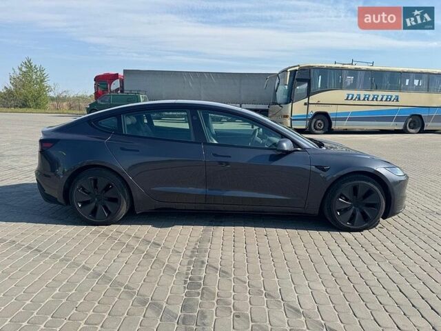 Серый Тесла Модель 3, объемом двигателя 0 л и пробегом 18 тыс. км за 28900 $, фото 2 на Automoto.ua