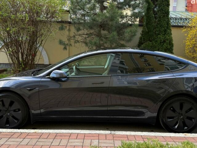 Сірий Тесла Модель 3, об'ємом двигуна 0 л та пробігом 14 тис. км за 33000 $, фото 1 на Automoto.ua