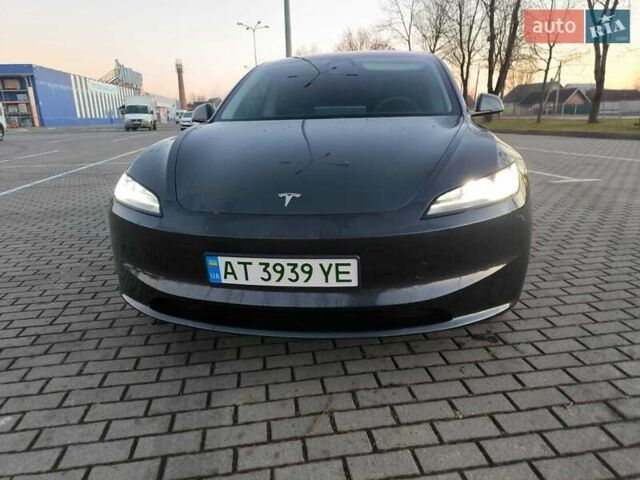 Серый Тесла Модель 3, объемом двигателя 0 л и пробегом 9 тыс. км за 28500 $, фото 2 на Automoto.ua