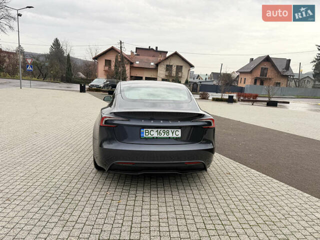 Серый Тесла Модель 3, объемом двигателя 0 л и пробегом 13 тыс. км за 30000 $, фото 4 на Automoto.ua