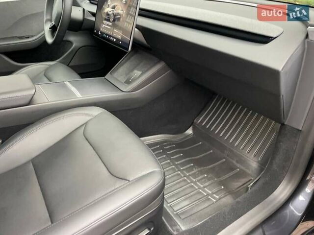 Сірий Тесла Модель 3, об'ємом двигуна 0 л та пробігом 8 тис. км за 29950 $, фото 8 на Automoto.ua