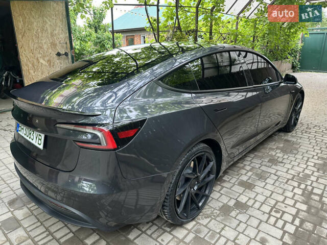 Серый Тесла Модель 3, объемом двигателя 0 л и пробегом 17 тыс. км за 29700 $, фото 21 на Automoto.ua