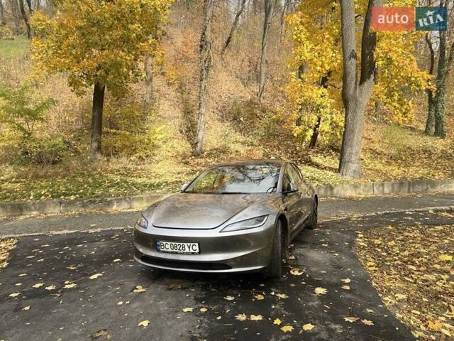 Тесла Модель 3 2024 у Львові на Automoto.ua Сірий Тесла Модель 3, об'ємом двигуна 0 л та пробігом 9 тис. км за 32500 $, фото 16 на Automoto.ua
