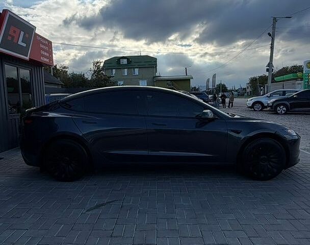 Сірий Тесла Модель 3, об'ємом двигуна 0 л та пробігом 24 тис. км за 27300 $, фото 2 на Automoto.ua