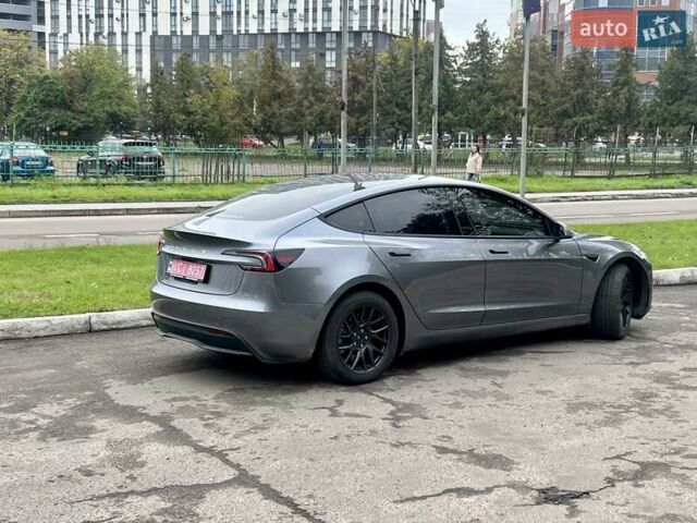 Серый Тесла Модель 3, объемом двигателя 0 л и пробегом 9 тыс. км за 26500 $, фото 7 на Automoto.ua