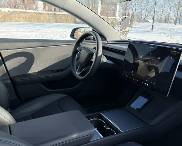 Серый Тесла Модель 3, объемом двигателя 0 л и пробегом 6 тыс. км за 28000 $, фото 19 на Automoto.ua