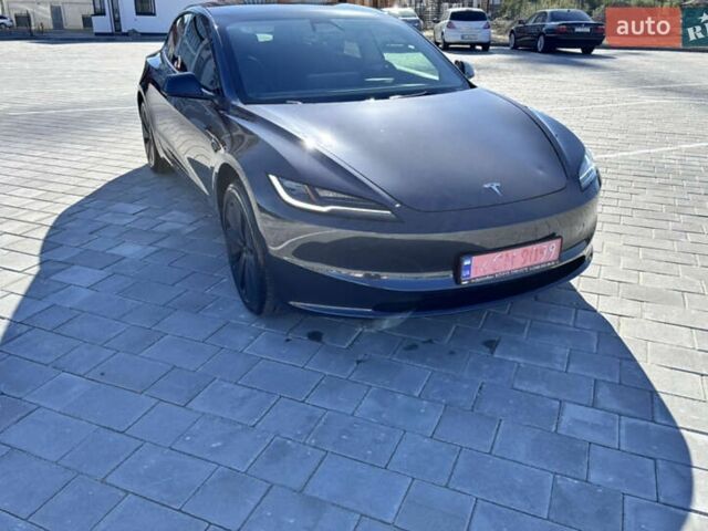 Серый Тесла Модель 3, объемом двигателя 0 л и пробегом 55 тыс. км за 23000 $, фото 6 на Automoto.ua