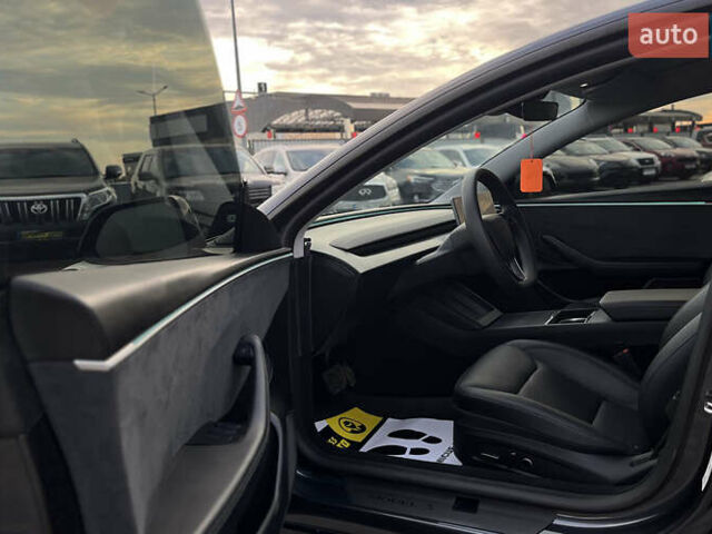 Серый Тесла Модель 3, объемом двигателя 0 л и пробегом 9 тыс. км за 33500 $, фото 21 на Automoto.ua