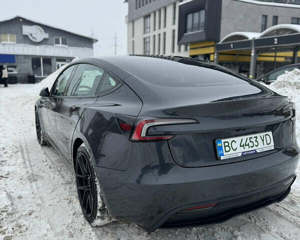 Серый Тесла Модель 3, объемом двигателя 0 л и пробегом 29 тыс. км за 34500 $, фото 10 на Automoto.ua