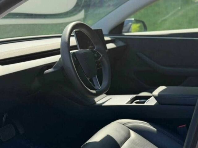Сірий Тесла Модель 3, об'ємом двигуна 0 л та пробігом 15 тис. км за 17900 $, фото 5 на Automoto.ua