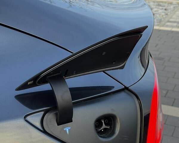 Сірий Тесла Модель 3, об'ємом двигуна 0 л та пробігом 27 тис. км за 28100 $, фото 6 на Automoto.ua