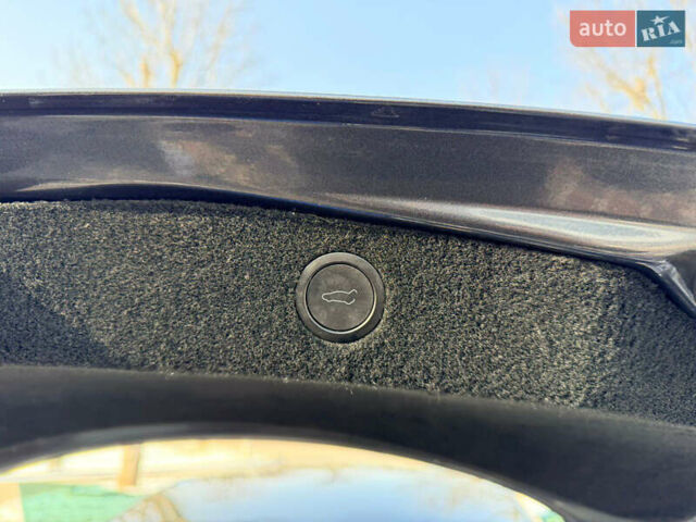 Серый Тесла Модель 3, объемом двигателя 0 л и пробегом 34 тыс. км за 31000 $, фото 10 на Automoto.ua