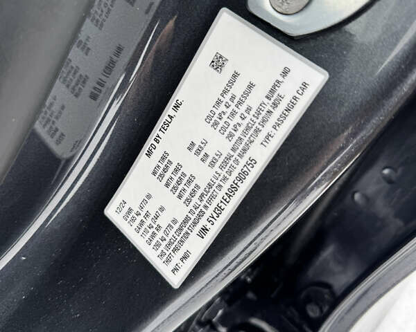 Серый Тесла Модель 3, объемом двигателя 0 л и пробегом 2 тыс. км за 30900 $, фото 20 на Automoto.ua