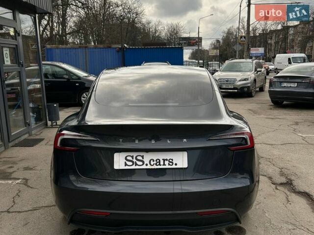 Серый Тесла Модель 3, объемом двигателя 0 л и пробегом 29 тыс. км за 26000 $, фото 4 на Automoto.ua