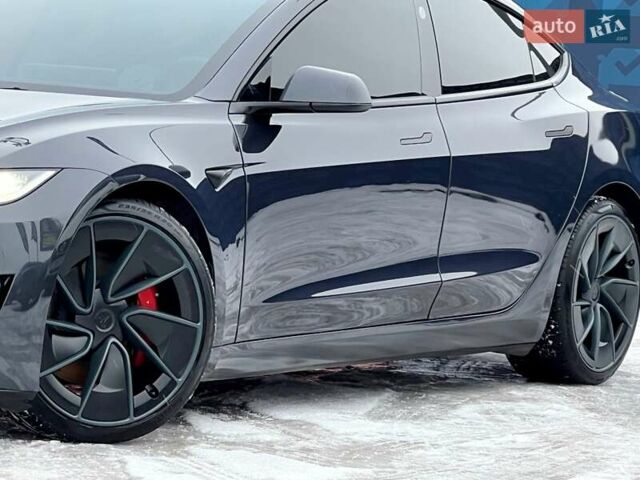 Серый Тесла Модель 3, объемом двигателя 0 л и пробегом 4 тыс. км за 45000 $, фото 10 на Automoto.ua