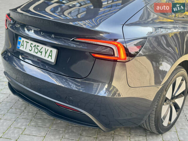 Тесла Модель 3 2024 у Івано-Франківську на Automoto.ua Сірий Тесла Модель 3, об'ємом двигуна 0 л та пробігом 5 тис. км за 27500 $, фото 36 на Automoto.ua