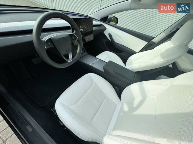 Серый Тесла Модель 3, объемом двигателя 0 л и пробегом 23 тыс. км за 29500 $, фото 14 на Automoto.ua