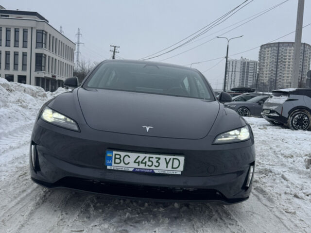 Сірий Тесла Модель 3, об'ємом двигуна 0 л та пробігом 31 тис. км за 31000 $, фото 1 на Automoto.ua