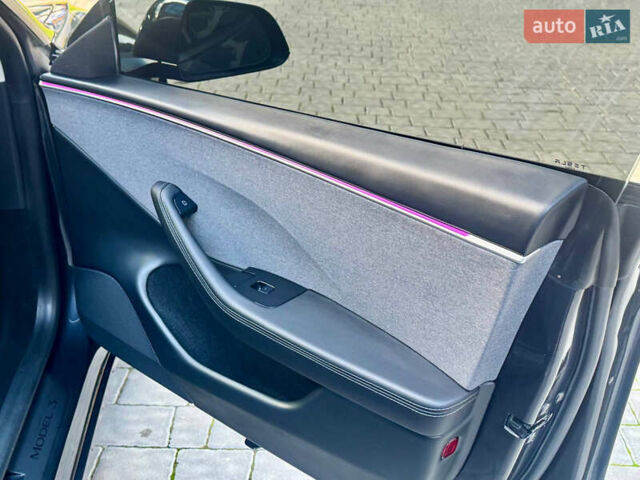 Сірий Тесла Модель 3, об'ємом двигуна 0 л та пробігом 5 тис. км за 29500 $, фото 87 на Automoto.ua