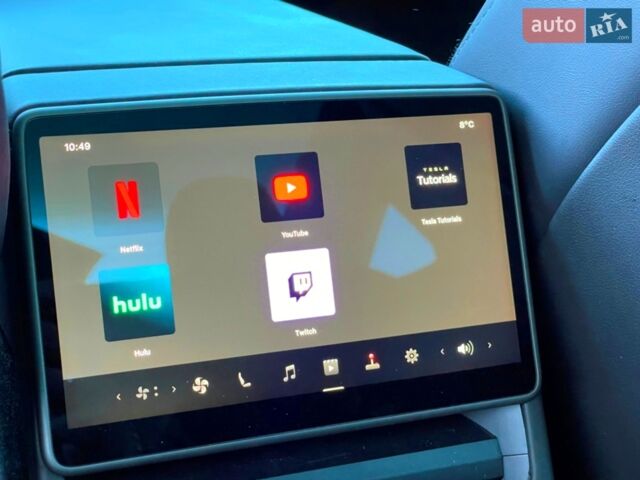 Сірий Тесла Модель 3, об'ємом двигуна 0 л та пробігом 4 тис. км за 38497 $, фото 59 на Automoto.ua