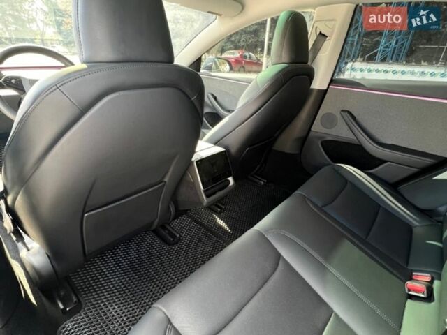 Сірий Тесла Модель 3, об'ємом двигуна 0 л та пробігом 18 тис. км за 28000 $, фото 15 на Automoto.ua