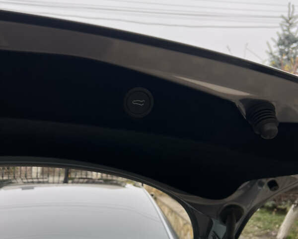 Серый Тесла Модель 3, объемом двигателя 0 л и пробегом 3 тыс. км за 27000 $, фото 22 на Automoto.ua