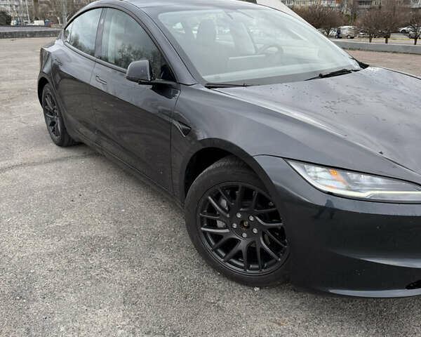 Серый Тесла Модель 3, объемом двигателя 0 л и пробегом 7 тыс. км за 27999 $, фото 1 на Automoto.ua