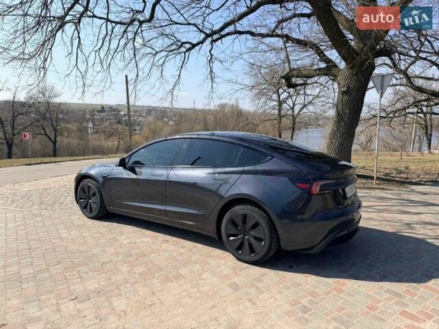 Серый Тесла Модель 3, объемом двигателя 0 л и пробегом 34 тыс. км за 29999 $, фото 3 на Automoto.ua