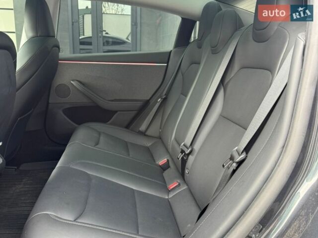 Сірий Тесла Модель 3, об'ємом двигуна 0 л та пробігом 39 тис. км за 23800 $, фото 27 на Automoto.ua