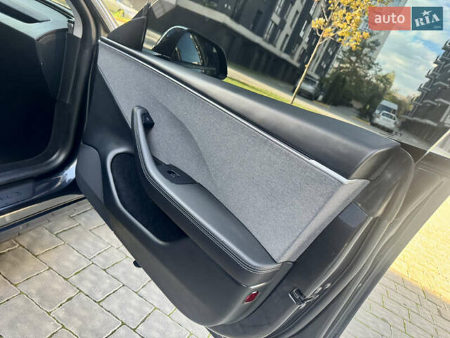 Тесла Модель 3 2024 у Івано-Франківську на Automoto.ua Сірий Тесла Модель 3, об'ємом двигуна 0 л та пробігом 5 тис. км за 27500 $, фото 77 на Automoto.ua