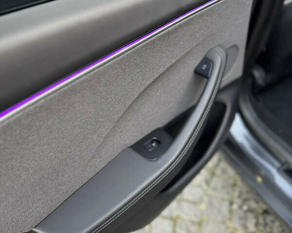 Сірий Тесла Модель 3, об'ємом двигуна 0 л та пробігом 35 тис. км за 25999 $, фото 15 на Automoto.ua