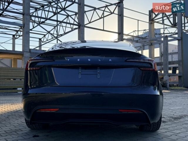 Серый Тесла Модель 3, объемом двигателя 0 л и пробегом 40 тыс. км за 27200 $, фото 5 на Automoto.ua