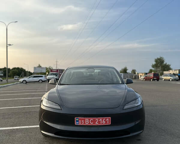 Серый Тесла Модель 3, объемом двигателя 0 л и пробегом 31 тыс. км за 26000 $, фото 2 на Automoto.ua